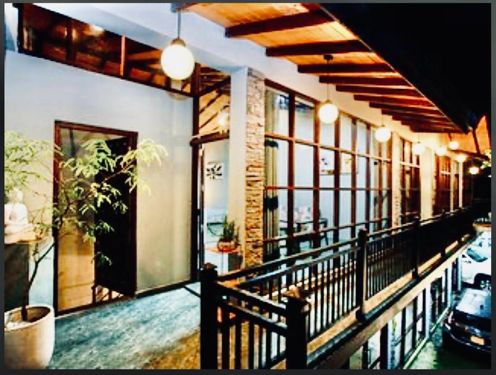 Amanzi Residence Kandy Exteriör bild